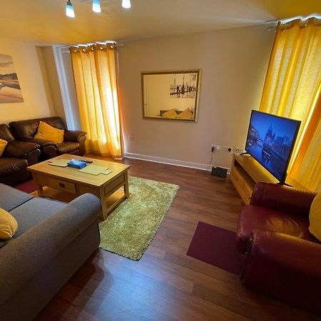 Holiday Home In Cardiff. Sleeps 6 Exterior photo