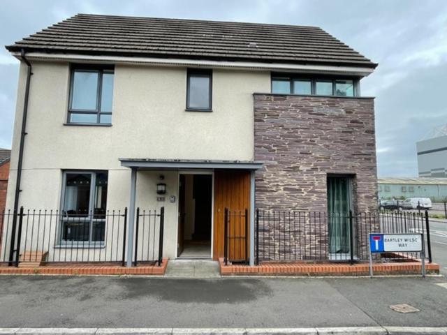 Holiday Home In Cardiff. Sleeps 6 Exterior photo
