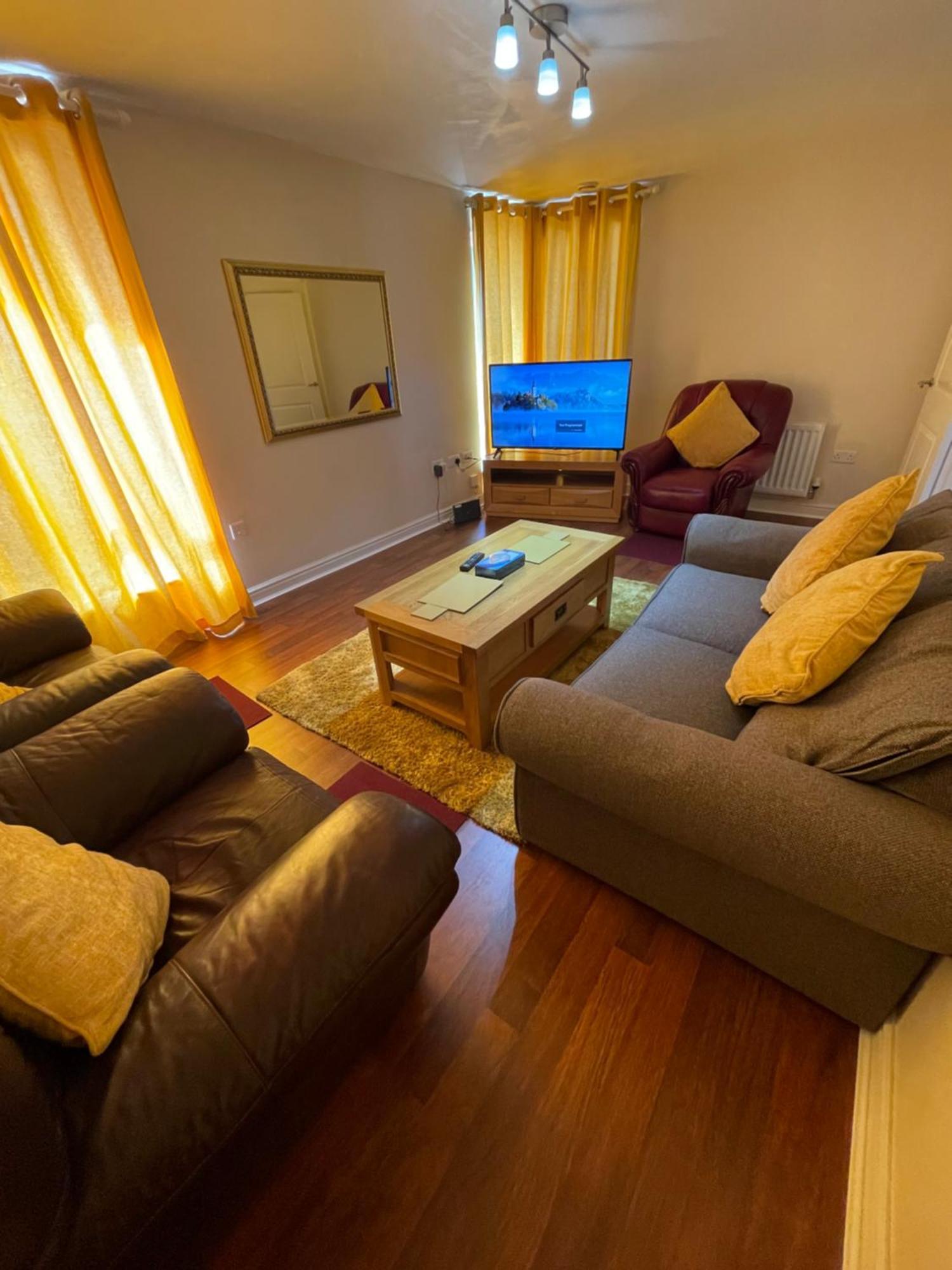 Holiday Home In Cardiff. Sleeps 6 Exterior photo